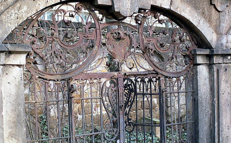 1994-03, Eliasfriedhof (6).jpg